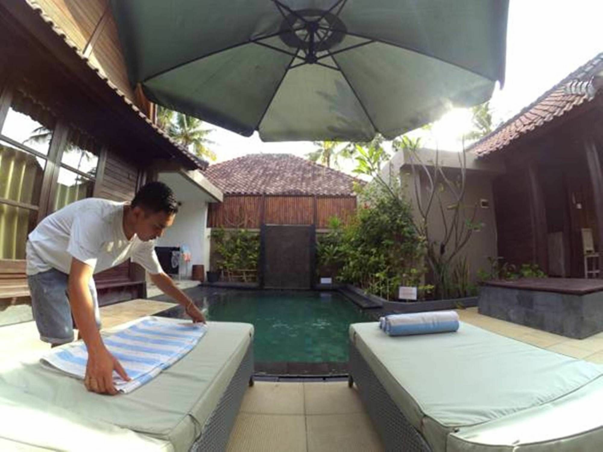 Drupadi Bungalows Gili Trawangan Extérieur photo